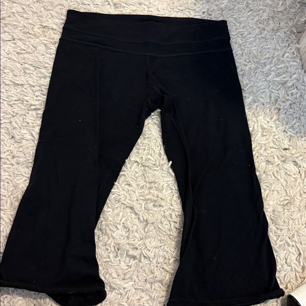 lululemon athletica Black capri Leggings